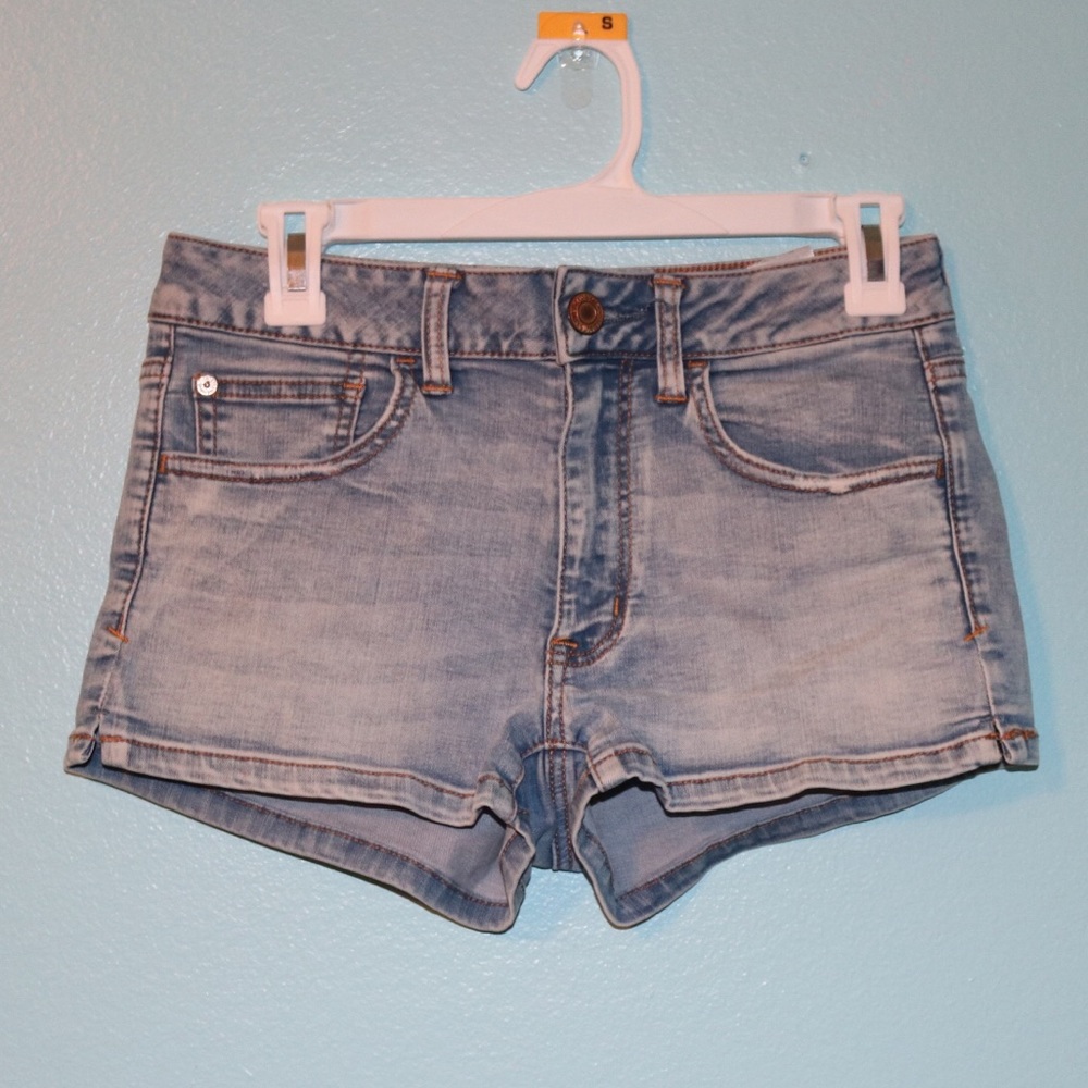 American Eagle Hi-Rise Shortie